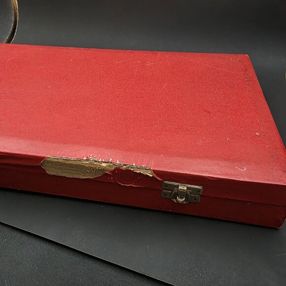 Chess Set Sandalwood Ebony Carved Wood Handmade Indian Mythology Sculpture VTG‎ - Picture 15 of 16